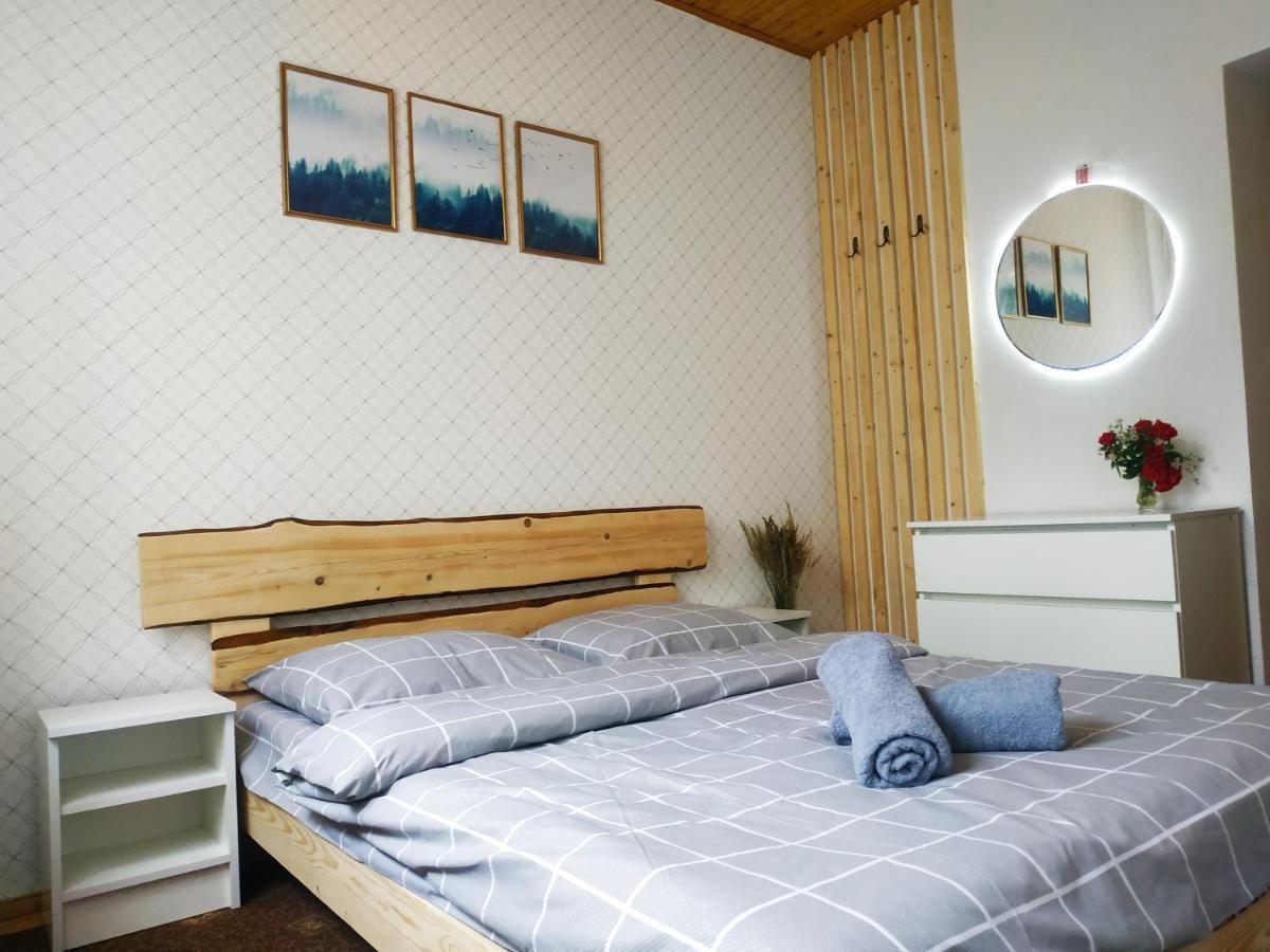 Ніч Над Карпатами Hotel สลาฟสเก ภายนอก รูปภาพ