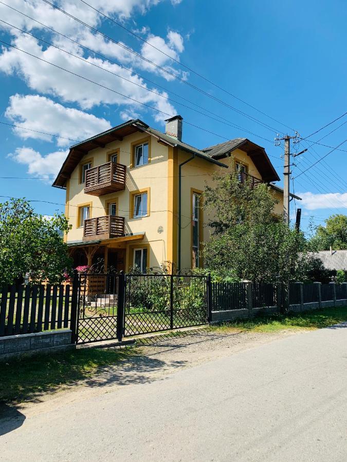 Ніч Над Карпатами Hotel สลาฟสเก ภายนอก รูปภาพ