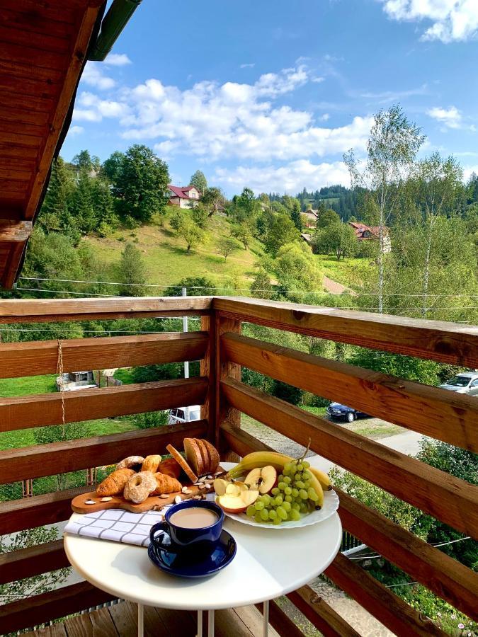 Ніч Над Карпатами Hotel สลาฟสเก ภายนอก รูปภาพ