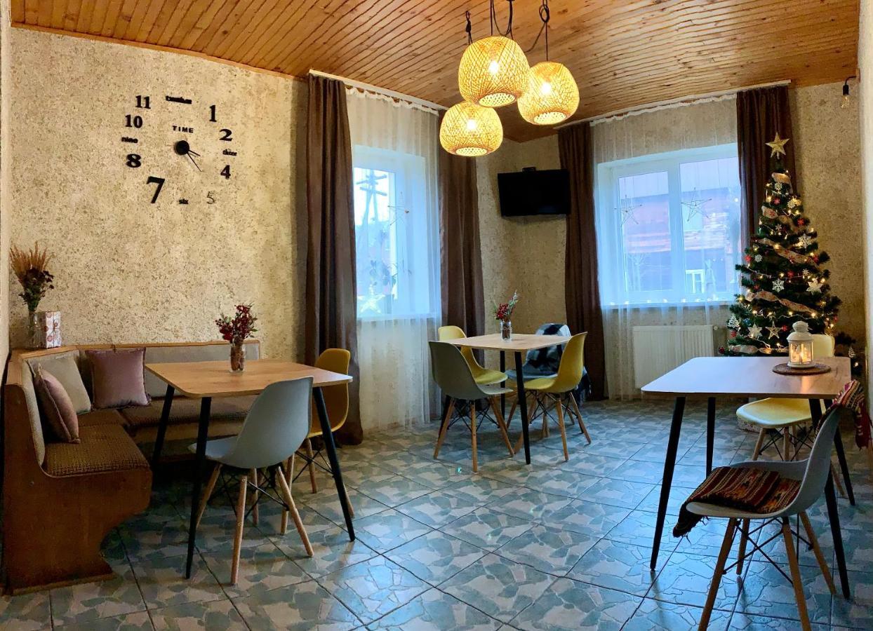 Ніч Над Карпатами Hotel สลาฟสเก ภายนอก รูปภาพ