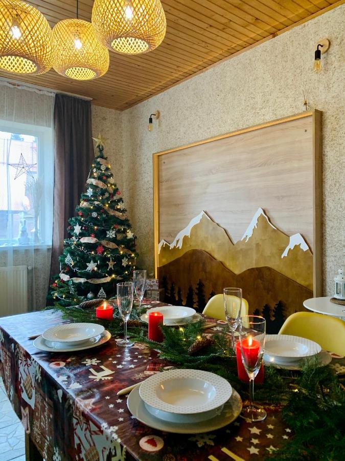 Ніч Над Карпатами Hotel สลาฟสเก ภายนอก รูปภาพ
