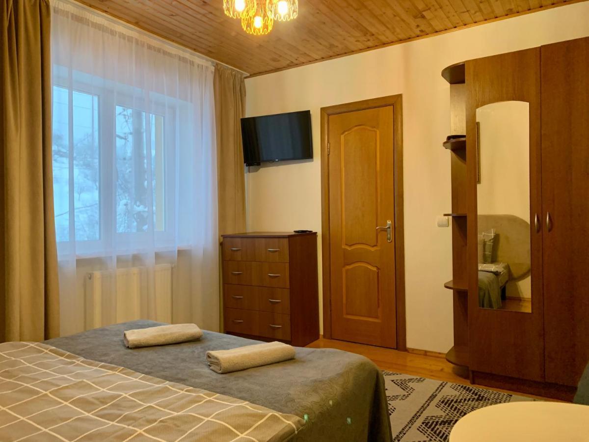 Ніч Над Карпатами Hotel สลาฟสเก ภายนอก รูปภาพ