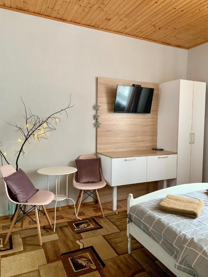 Ніч Над Карпатами Hotel สลาฟสเก ภายนอก รูปภาพ