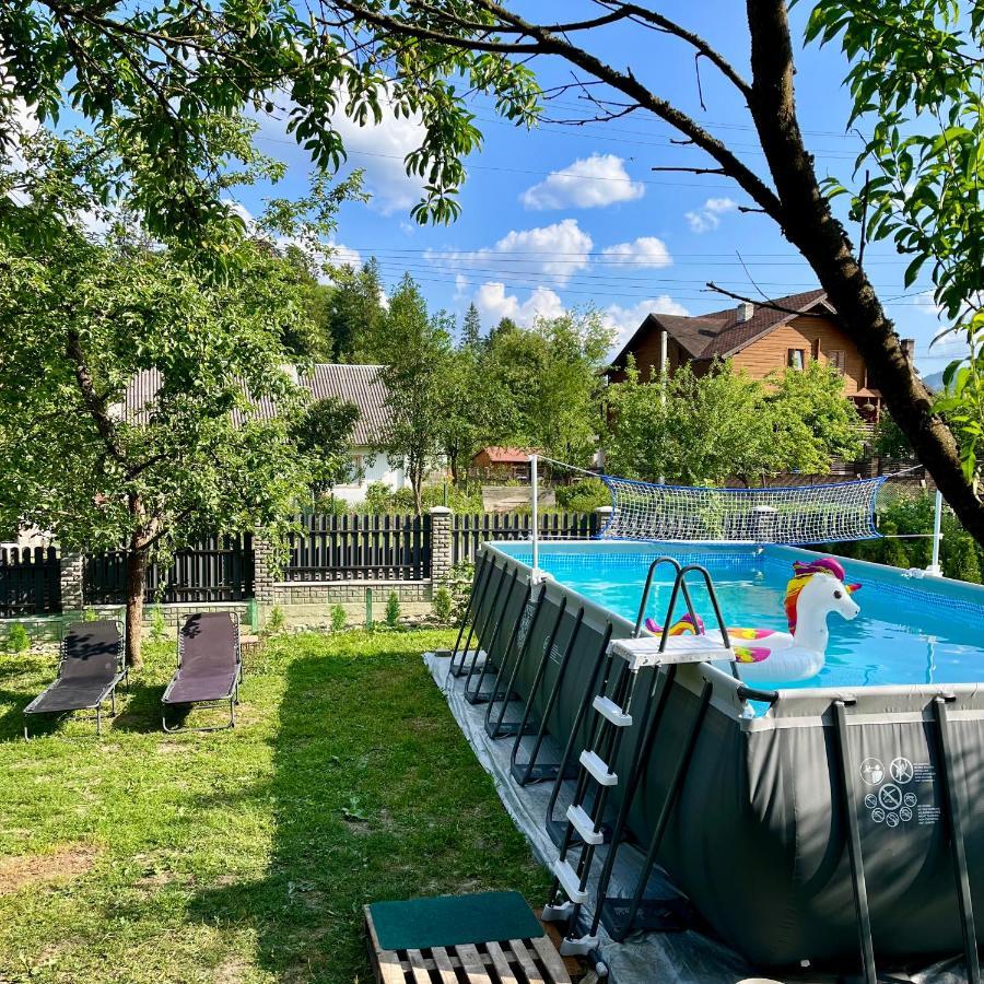 Ніч Над Карпатами Hotel สลาฟสเก ภายนอก รูปภาพ