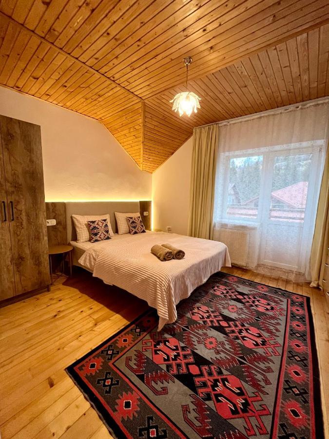 Ніч Над Карпатами Hotel สลาฟสเก ภายนอก รูปภาพ